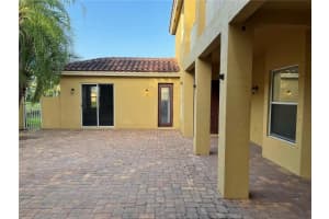 6653 Houlton Cir, Lake Worth, FL 33467, Sold 11/18/21