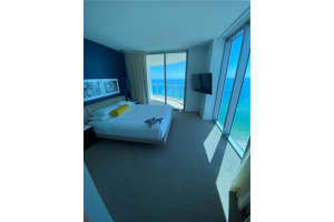 17315 Collins Ave, Sunny Isles Beach, FL 33160, Sold 01/28/22