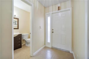 8033 NW 28th St, Sunrise, FL 33322, Sold 10/06/21