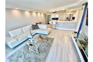 1 Las Olas Cir, Fort Lauderdale, FL 33316, Sold 10/25/21