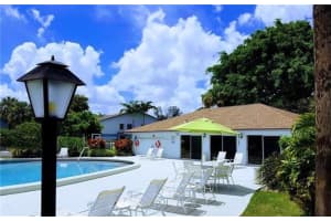 2741 S Oakland Forest Dr, Oakland Park, FL 33309, Sold 10/20/21