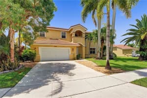 18487 NW 23rd St, Pembroke Pines, FL 33029, Sold 10/27/21