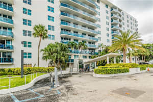7501 E Treasure Dr #9p, North Bay Village, FL 33141, Sold 11/12/21