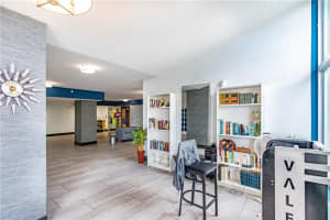 7501 E Treasure Dr #9p, North Bay Village, FL 33141, Sold 11/12/21