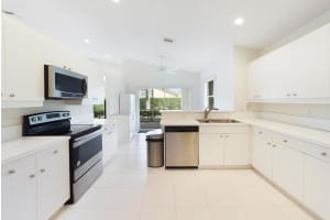 5743 Aspen Green Ct, Delray Beach, FL 33484, Sold 09/29/21