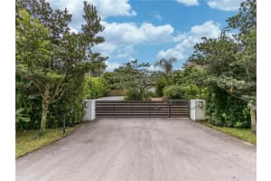 11360 SW 1st Ct, Plantation, FL 33325, Sold 02/11/22