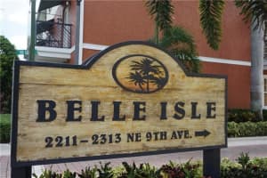 2225 NE 9th Ave, Wilton Manors, FL 33305, Sold 10/29/21