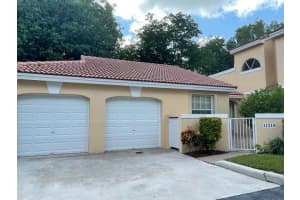 11319 Lakeview Dr #1n, Coral Springs, FL 33071, Sold 10/25/21