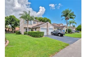 1117 W Lakes Dr, Deerfield Beach, FL 33442, Sold 12/15/21