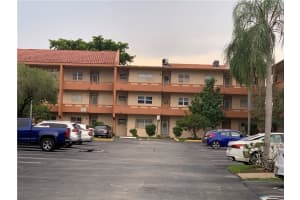 8822 W McNab Rd, Tamarac, FL 33321, Sold 02/07/22