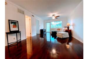 1951 NE 2nd Ave, Wilton Manors, FL 33305, Sold 10/25/21