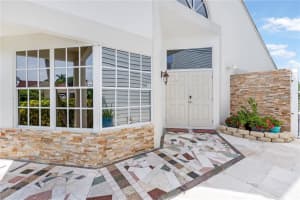 8583 Dynasty Dr, Boca Raton, FL 33433, Sold 10/15/21