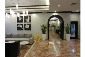 3610 Yacht Club Dr, Miami, FL 33180, Sold 11/23/21