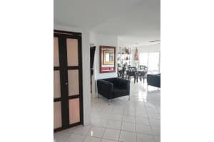 300 Diplomat Pkwy, Hallandale Beach, FL 33009, Sold 10/01/21