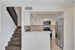 3935 Village Dr, Delray Beach, FL 33445, Sold 10/18/21