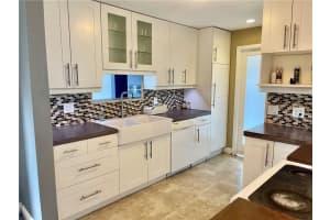 5051 SW 94th Terrace, Cooper City, FL 33328, Sold 12/24/21