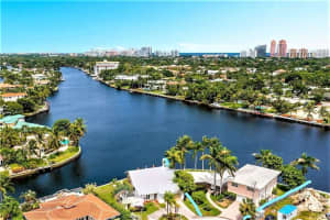 2237 NE 15th Ct, Fort Lauderdale, FL 33304, Sold 01/13/22