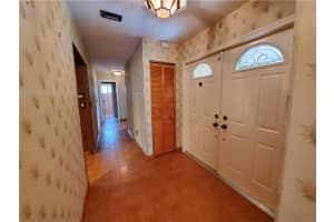 8501 SW 28th St, Davie, FL 33328, Sold 10/18/21