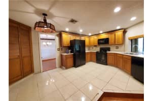 8501 SW 28th St, Davie, FL 33328, Sold 10/18/21