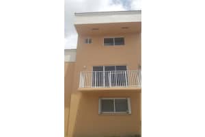 14919 SW 80th St, Miami, FL 33193, Sold 09/14/22
