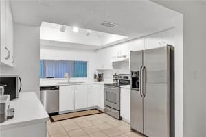 7960 NW 7th Ct, Plantation, FL 33324, Sold 10/27/21