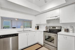 7960 NW 7th Ct, Plantation, FL 33324, Sold 10/27/21