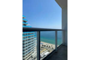 505 N Fort Lauderdale Beach Blvd, Fort Lauderdale, FL 33304, Sold 01/07/22