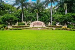 16460 SW 30th St, Miramar, FL 33027, Sold 11/03/21