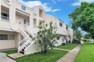 3413 NW 44th St, Lauderdale Lakes, FL 33309, Sold 11/02/21
