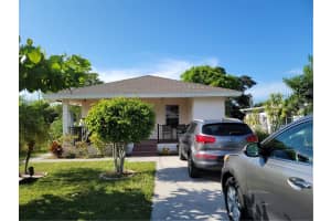 8415 SE Alamanda Way, Hobe Sound, FL 33455, Sold 11/30/21