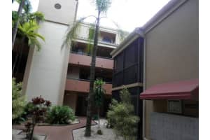 15499 Miami Lakeway N, Hialeah, FL 33014, Sold 12/09/21