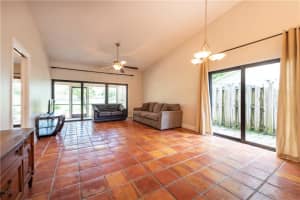 4965 E Lakes Dr, Pompano Beach, FL 33064, Sold 10/29/21