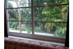 639 W Oakland Park Blvd, Wilton Manors, FL 33311, Sold 11/23/21