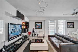 7600 Collins Ave, Miami Beach, FL 33141, Sold 02/15/22