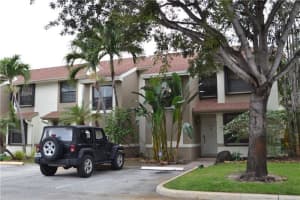 235 City View Dr, Fort Lauderdale, FL 33311, Sold 11/03/21