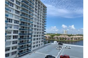 3800 S Ocean Dr, Hollywood, FL 33019, Sold 11/09/21