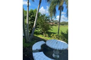 8269 NW 36th St, Sunrise, FL 33351, Sold 11/05/21