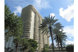 MLS# F10301020, Aventura, Florida 33180