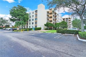 3205 Riverside Dr, Coral Springs, FL 33065, Sold 12/30/21