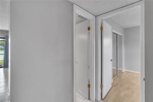 5501 Lakeside Dr, Margate, FL 33063, Sold 12/30/21