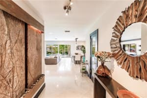 3313 NE 40th St, Fort Lauderdale, FL 33308, Sold 11/03/21