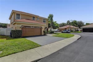 1006 NW 125th Ave, Sunrise, FL 33323, Sold 10/25/21