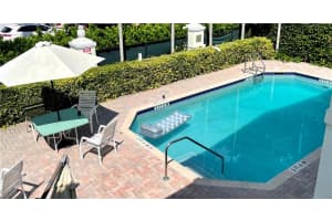 2660 NE 8th Ave, Wilton Manors, FL 33334, Sold 01/17/22