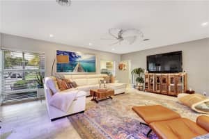 3210 Dover Rd, Pompano Beach, FL 33062, Sold 12/03/21