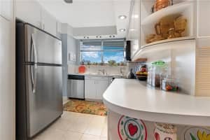 333 Sunset Dr, Fort Lauderdale, FL 33301, Sold 01/14/22