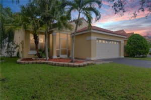 842 Falling Water Rd, Weston, FL 33326, Sold 10/22/21