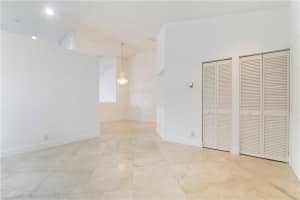 842 Falling Water Rd, Weston, FL 33326, Sold 10/22/21