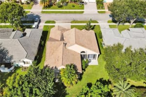 3270 Overlook Rd, Davie, FL 33328, Sold 10/18/21