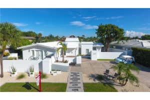 2247 NE 20th St, Fort Lauderdale, FL 33305, Sold 12/29/21