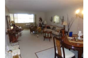 8020 Hampton Blvd, North Lauderdale, FL 33068, Sold 01/19/22